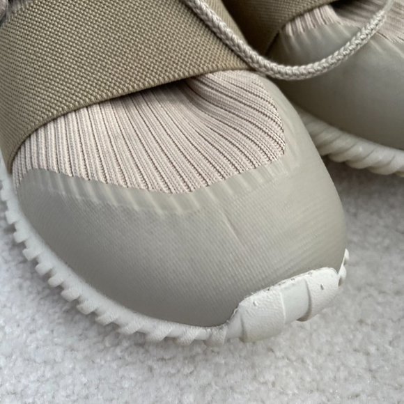 ADIDAS TUBULAR DOOM CONSORTIUM \